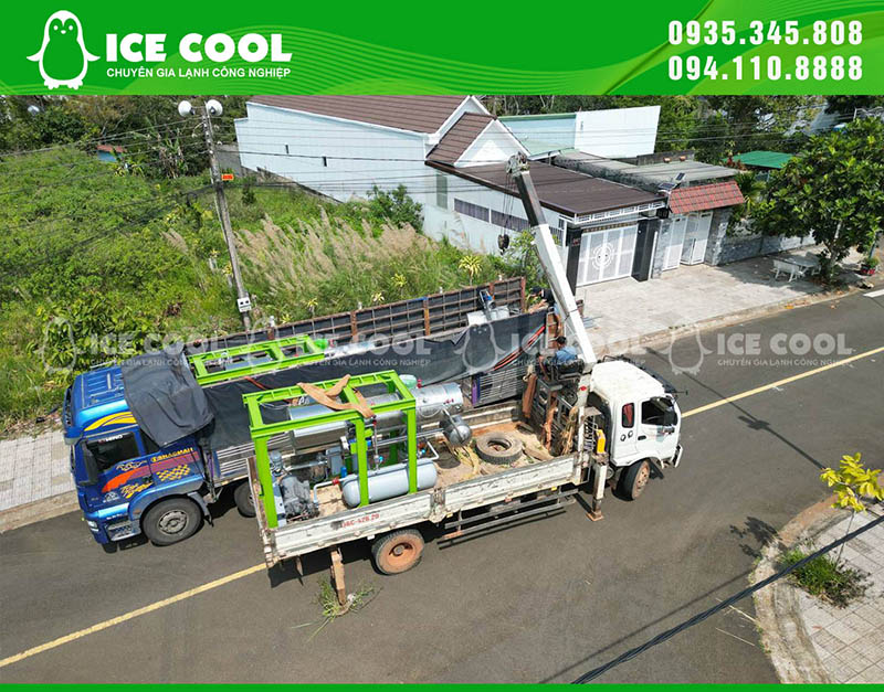 Hai máy đá viên ICE COOL 7 tấn được vận chuyển đến Lâm Đồng