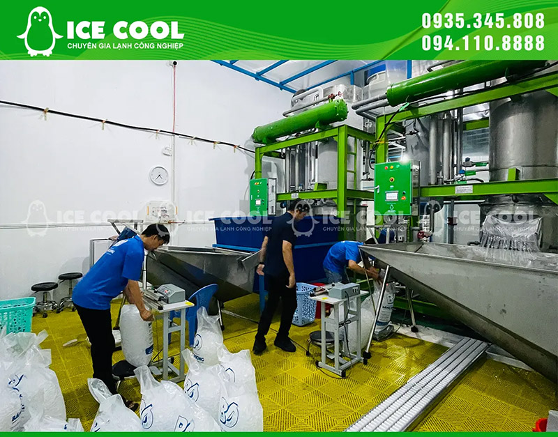 Máy ra đá nhanh đủ để đáp ứng nhu cầu cao của khách hàng